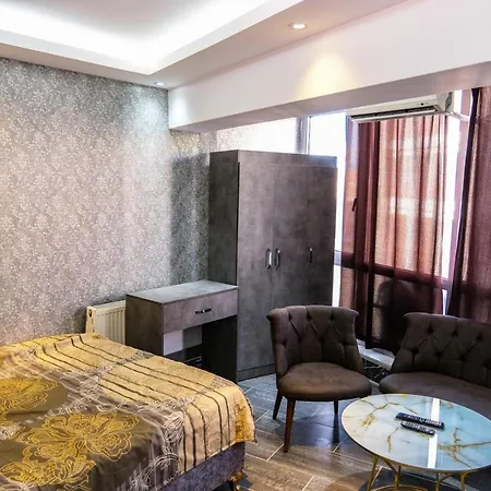 Royal Suit Aparthotel *